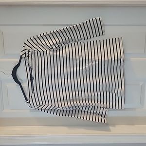 Gap cotton stripe white and black shirt small
